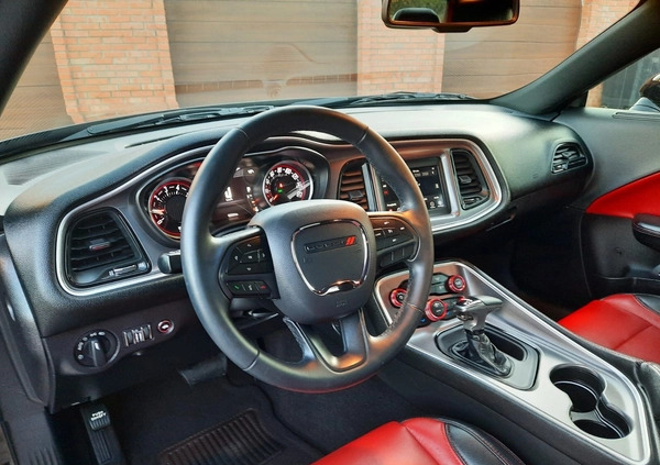 Dodge Challenger cena 135000 przebieg: 25993, rok produkcji 2019 z Jedlicze małe 742